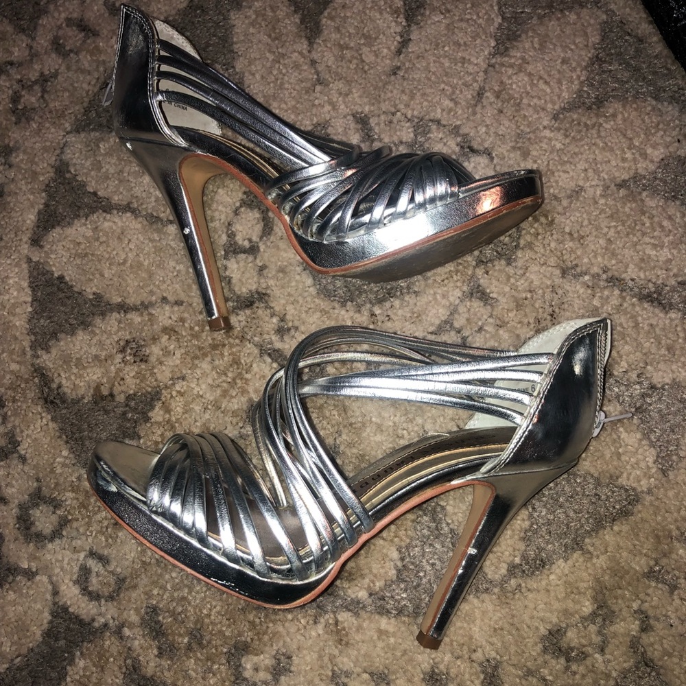Chinese Laundry silver strappy heels